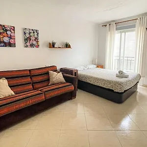 couples-nest-in-malaga-with-parking.es-andalucia.com/